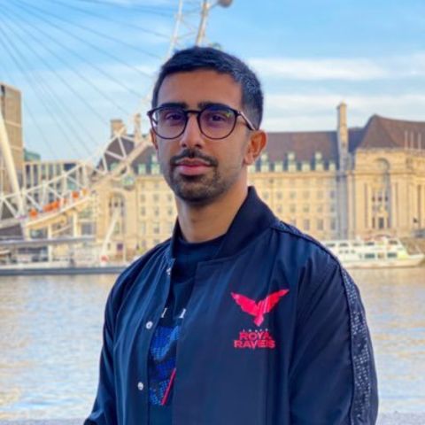 Vikkstar poses for a picture in a black jacket.